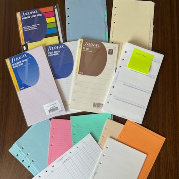 filoFAX Assorted Color Planner Inserts - Picture 1 of 13